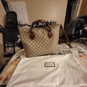 Hand bag